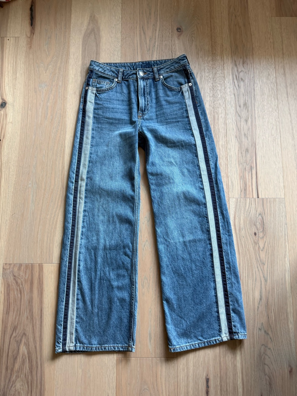 H&M Divided Women’s Wideleg Jeans with Side Stripes